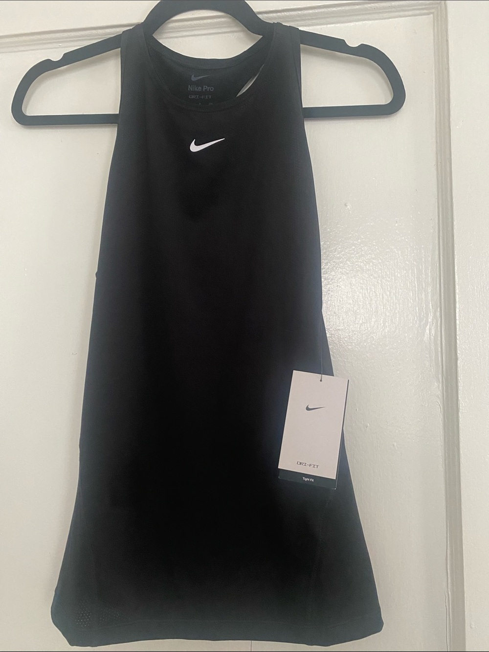Nike Black Racerback Athletic Tank Top - Picture 10 of 10
